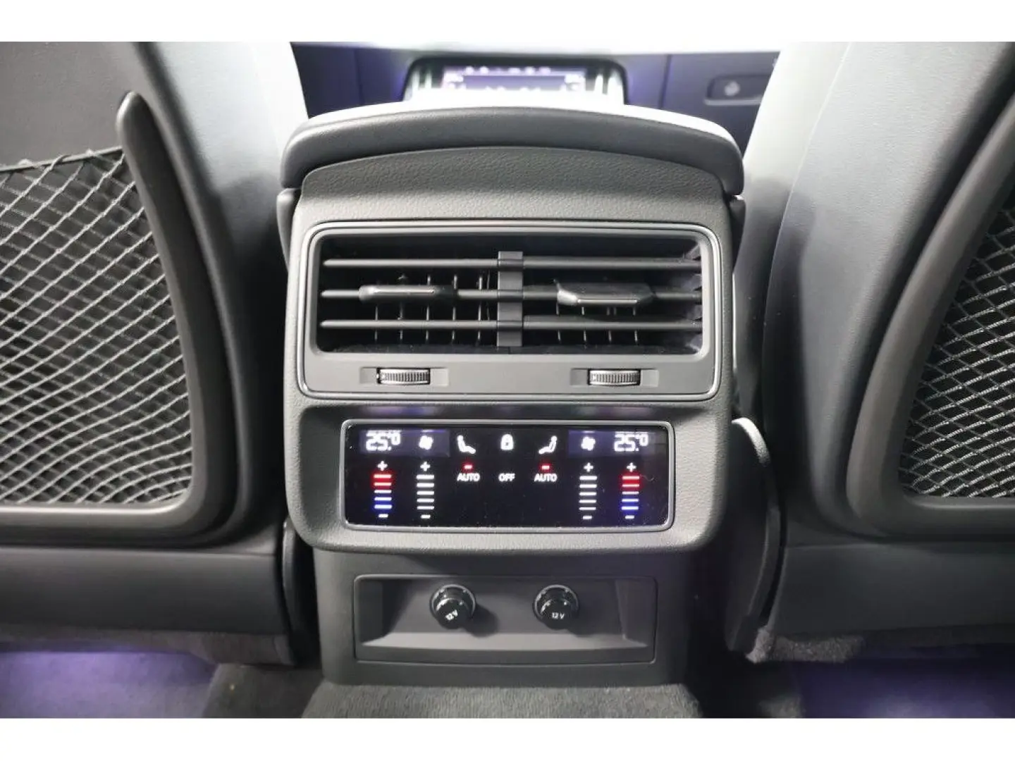 Q8 50 TDI quattro S line Navi Matrix AHK HUD