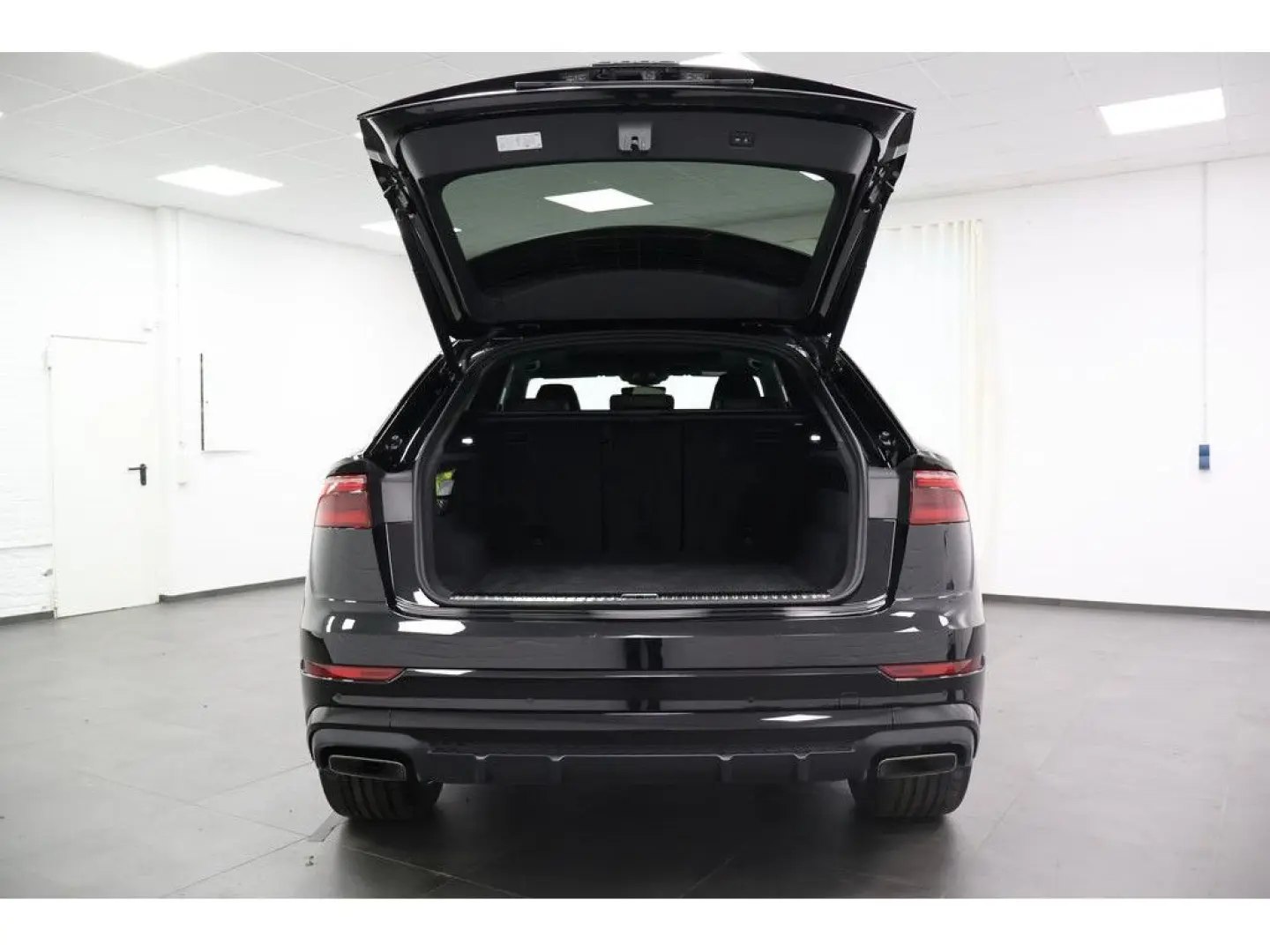 Q8 50 TDI quattro S line Navi Matrix AHK HUD