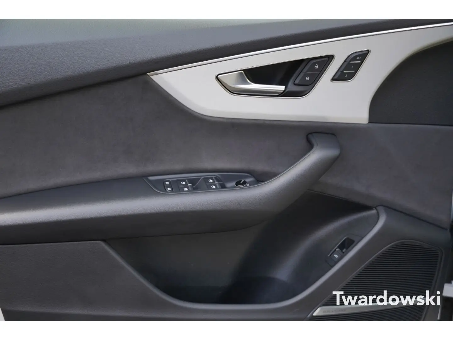 Q8 S line ALLLENKUNG HUD Soft Raute 360 Pano AHK