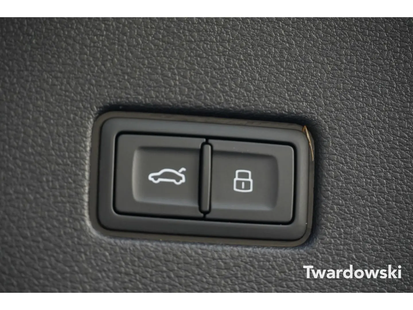 Q8 S line ALLLENKUNG HUD Soft Raute 360 Pano AHK