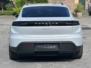 Macan 4 22 EXCLUSIVE CARBON INNODRIVE PANORAMA