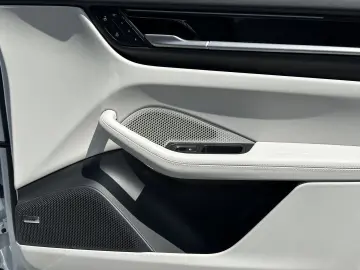 Macan 4 22 EXCLUSIVE CARBON INNODRIVE PANORAMA