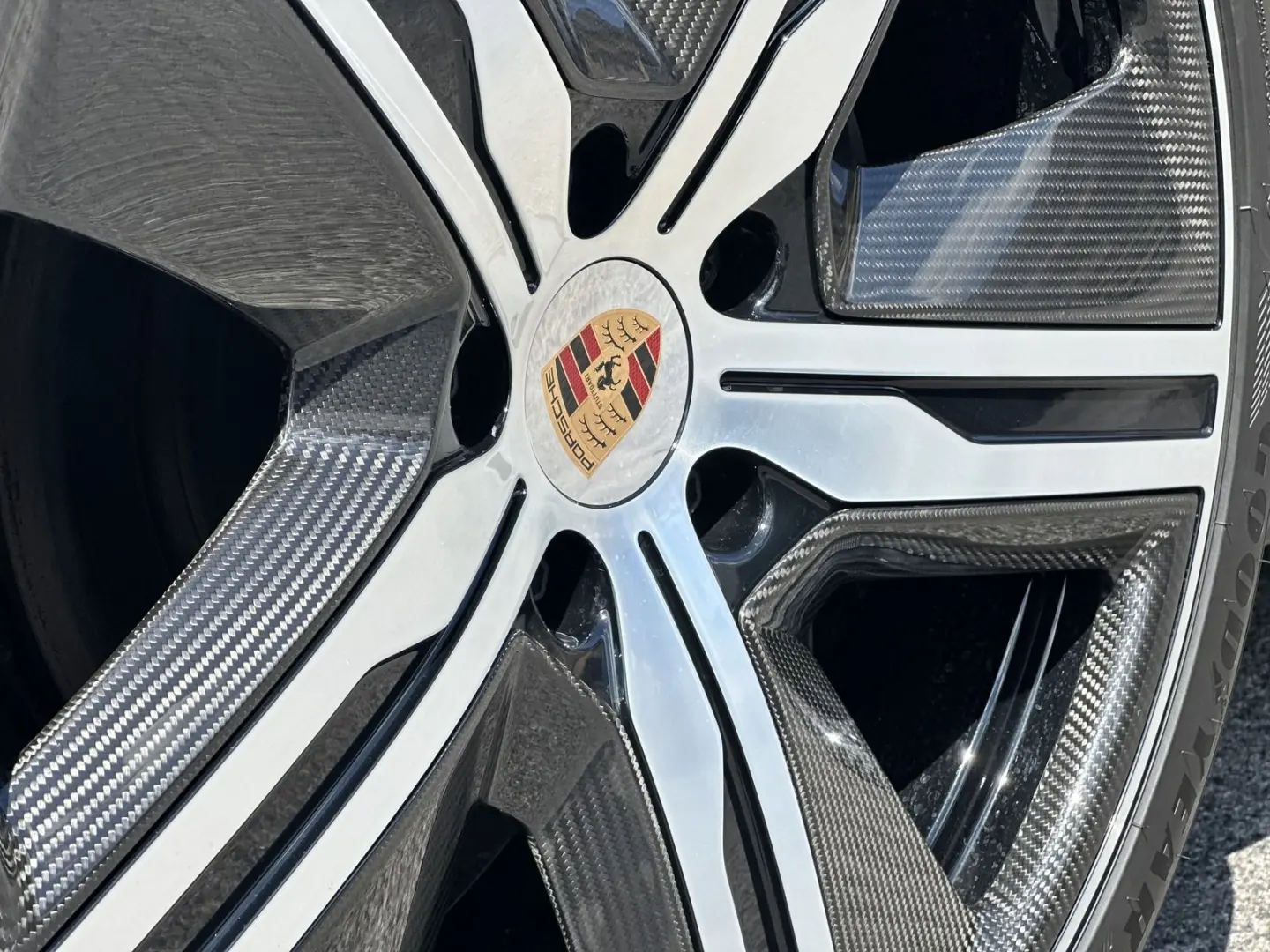 Macan 4 22 EXCLUSIVE CARBON INNODRIVE PANORAMA