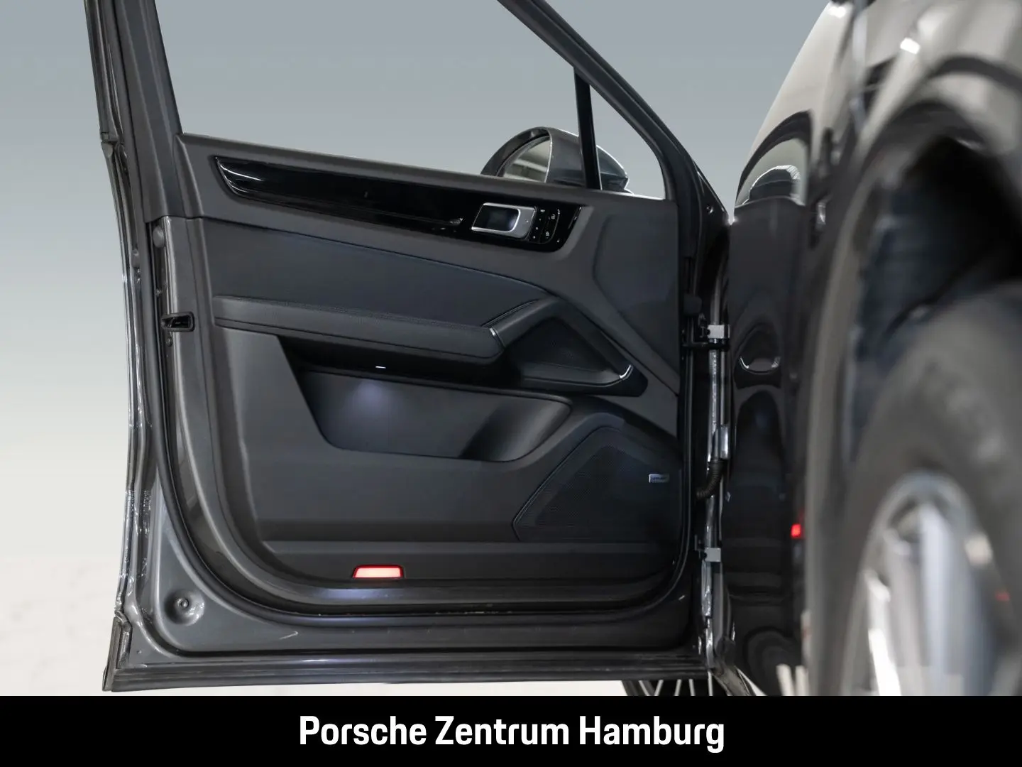 Cayenne E-Hybrid BOSE Ventilation AirSusp HUD ACC 360