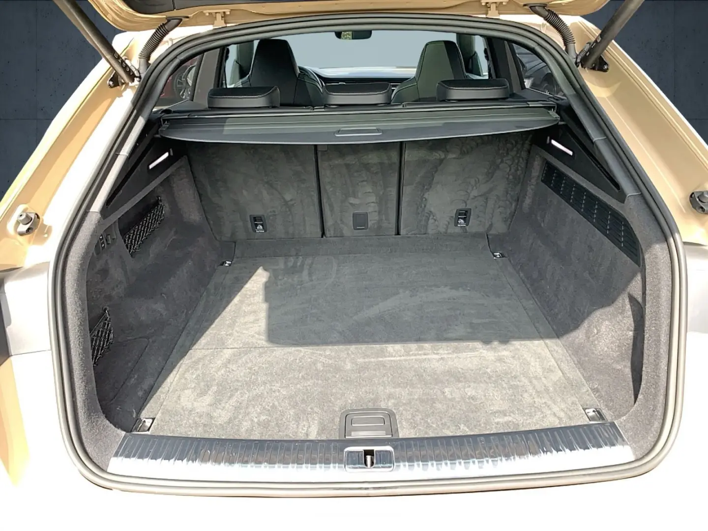 Q8 S line 50 TDI qu HDMatrix B&O Pano 4Lenk 23