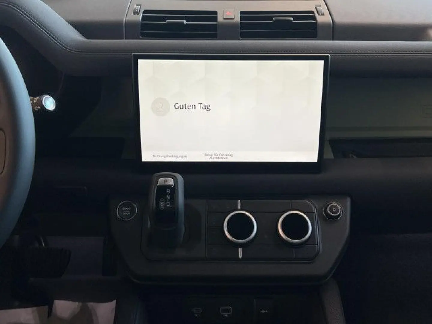 Defender 90 D300 75th Limited Edition Panorama