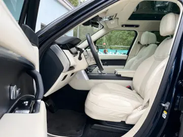 Range Rover 4.4 P530 Autobiography LWB