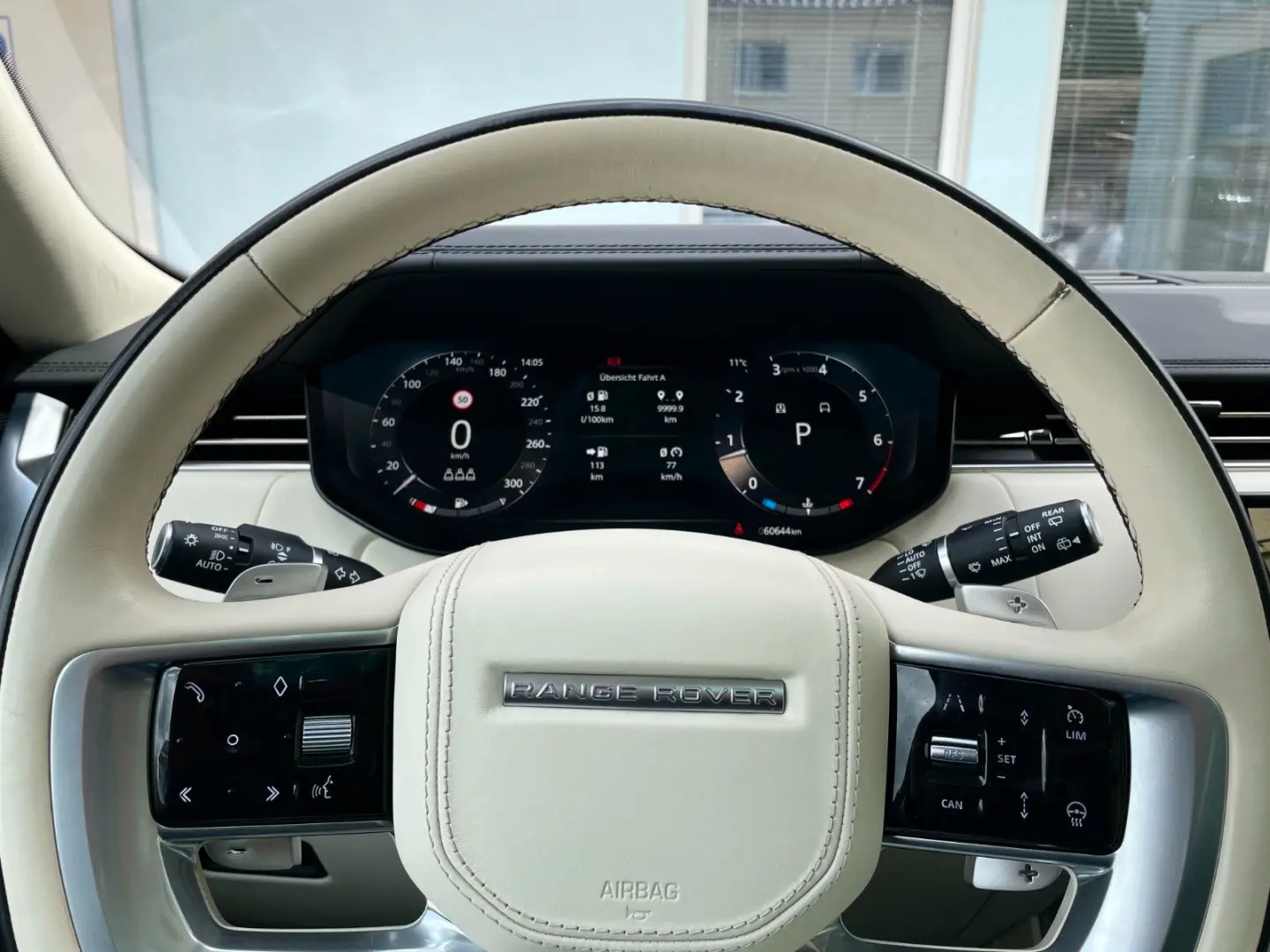 Range Rover 4.4 P530 Autobiography LWB