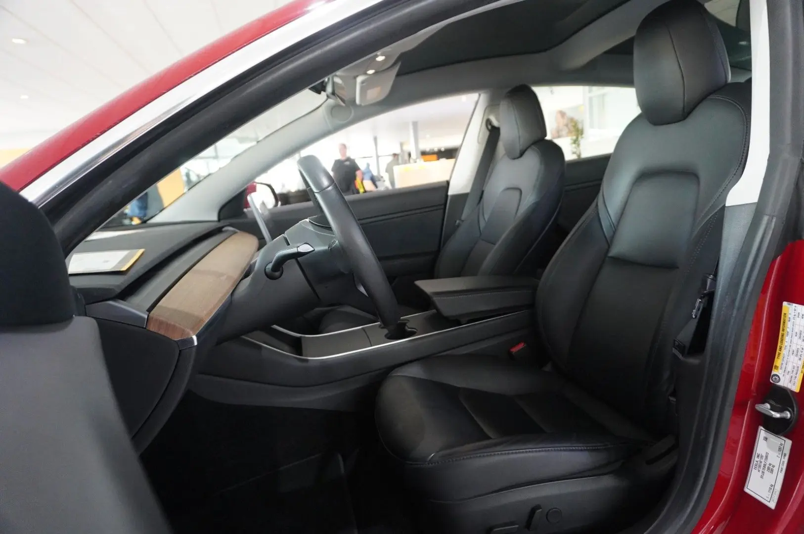 Model 3 LONGRANGE DUAL-MOTOR NAVI KAMERA DAB AHK