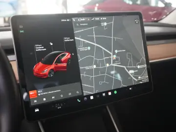 Model 3 LONGRANGE DUAL-MOTOR NAVI KAMERA DAB AHK