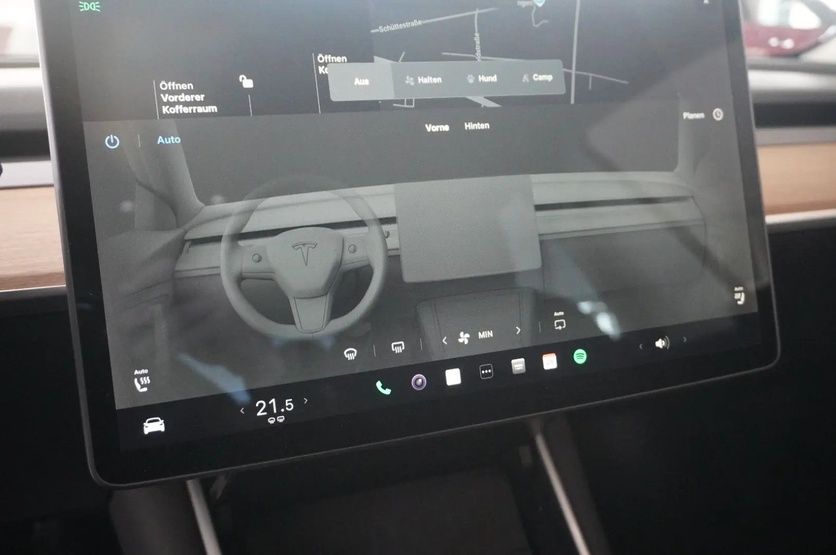 Model 3 LONGRANGE DUAL-MOTOR NAVI KAMERA DAB AHK