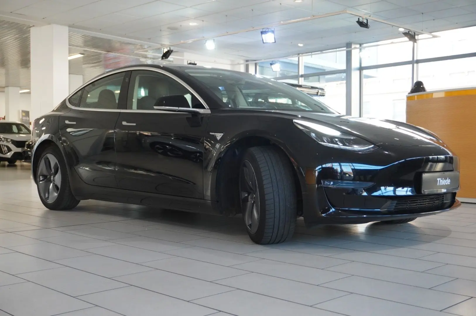 Model 3 LONGRANGE DUAL-MOTOR NAVI KAMERA SH PANO