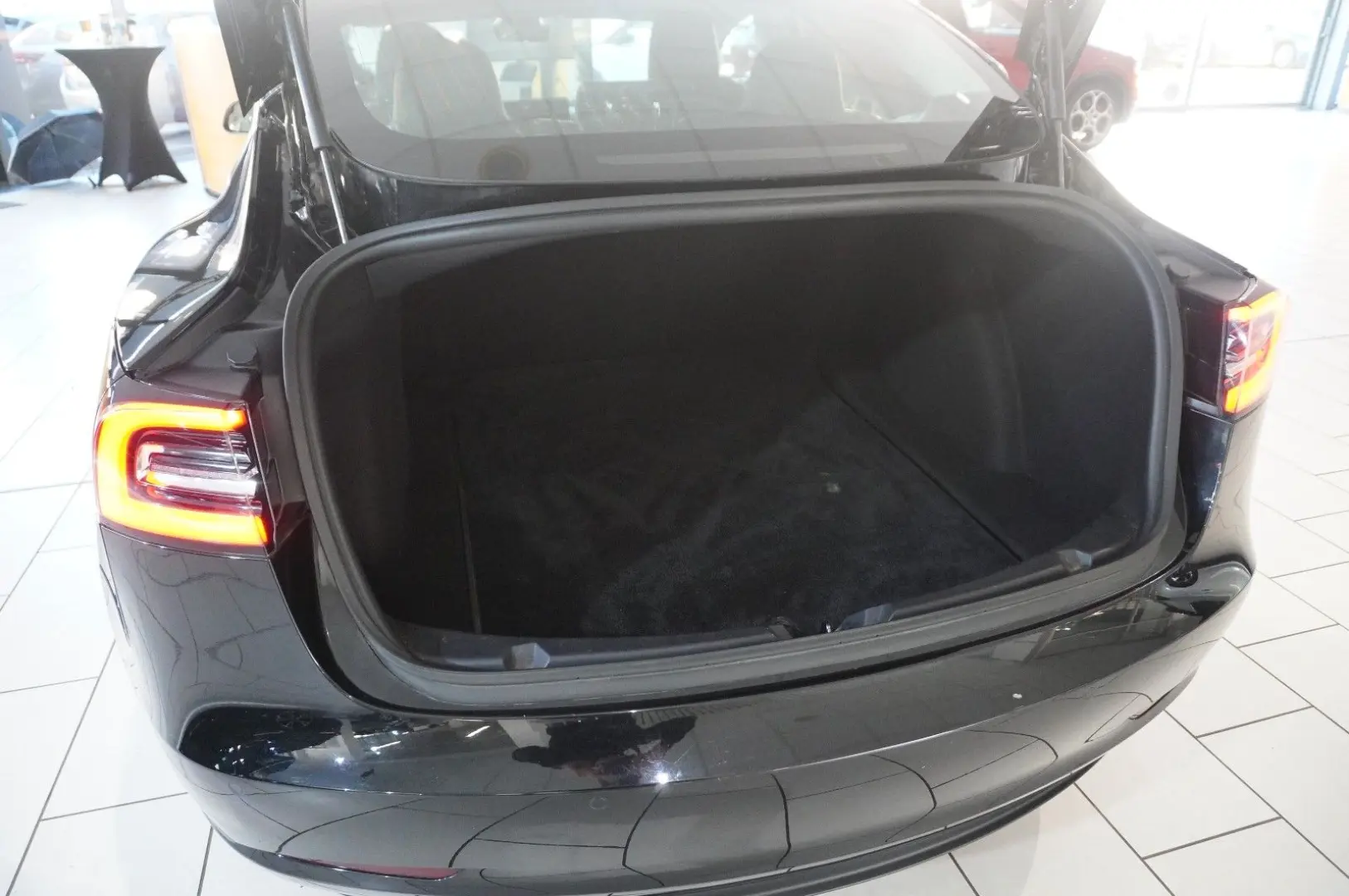 Model 3 LONGRANGE DUAL-MOTOR NAVI KAMERA SH PANO