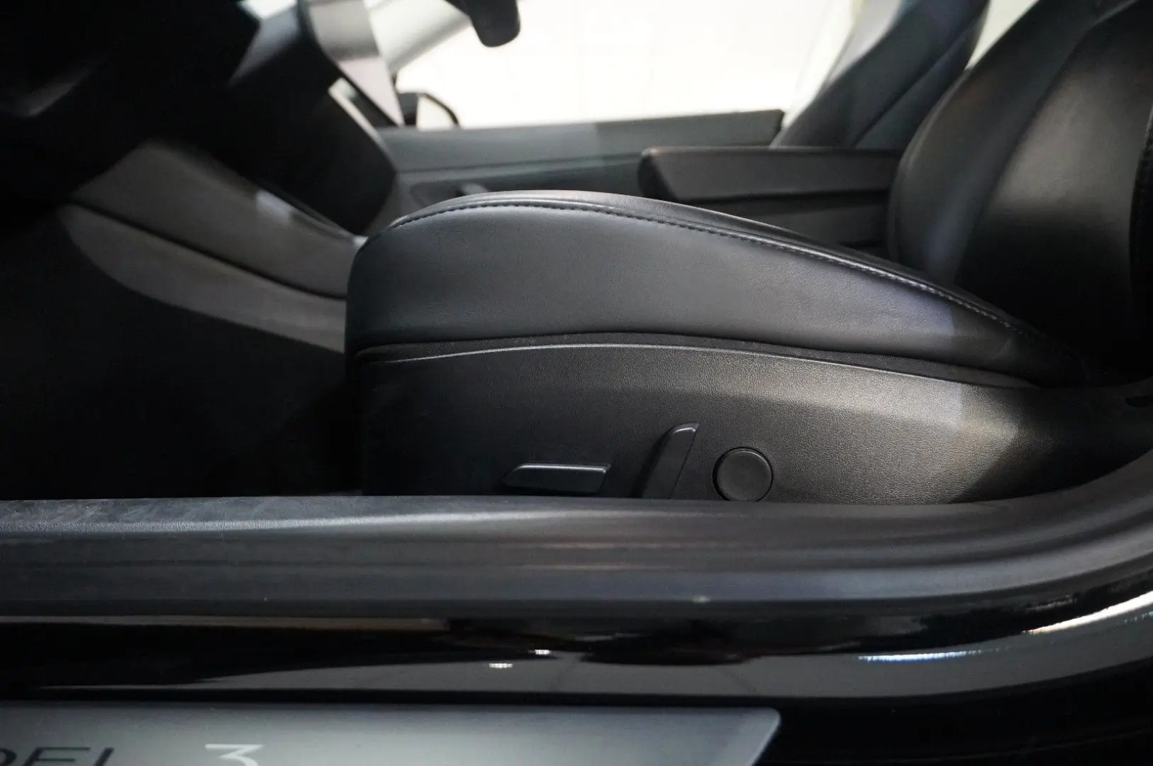 Model 3 LONGRANGE DUAL-MOTOR NAVI KAMERA SH PANO