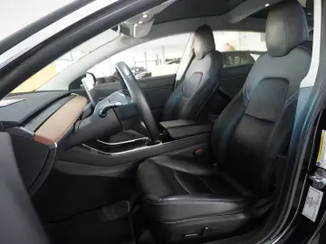 Model 3 LONGRANGE DUAL-MOTOR NAVI KAMERA SH PANO