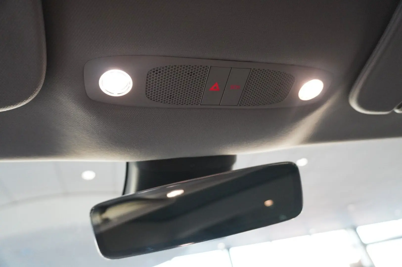 Model 3 LONGRANGE DUAL-MOTOR NAVI KAMERA SH PANO