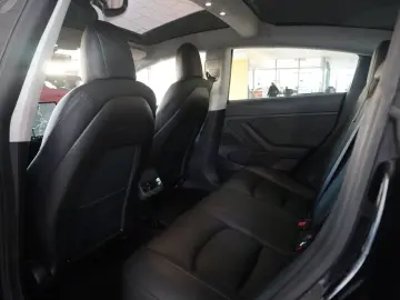 Model 3 LONGRANGE DUAL-MOTOR NAVI KAMERA SH PANO