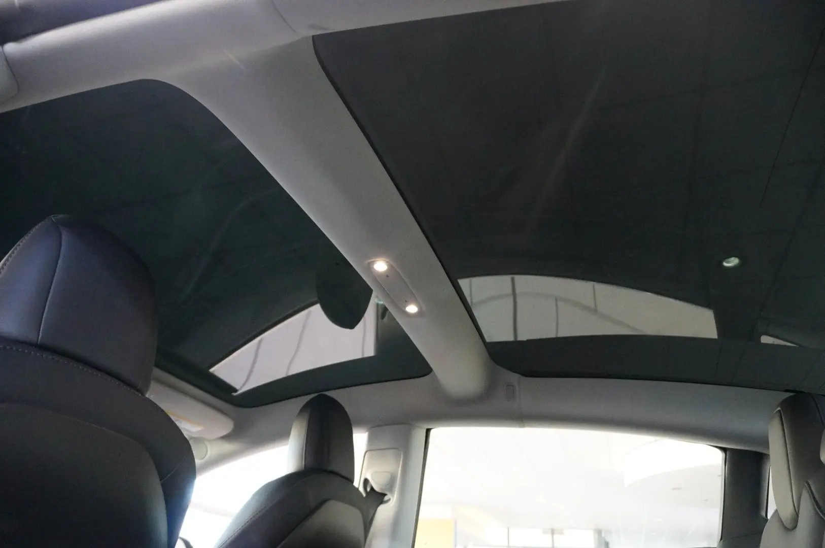 Model 3 LONGRANGE DUAL-MOTOR NAVI KAMERA SH PANO