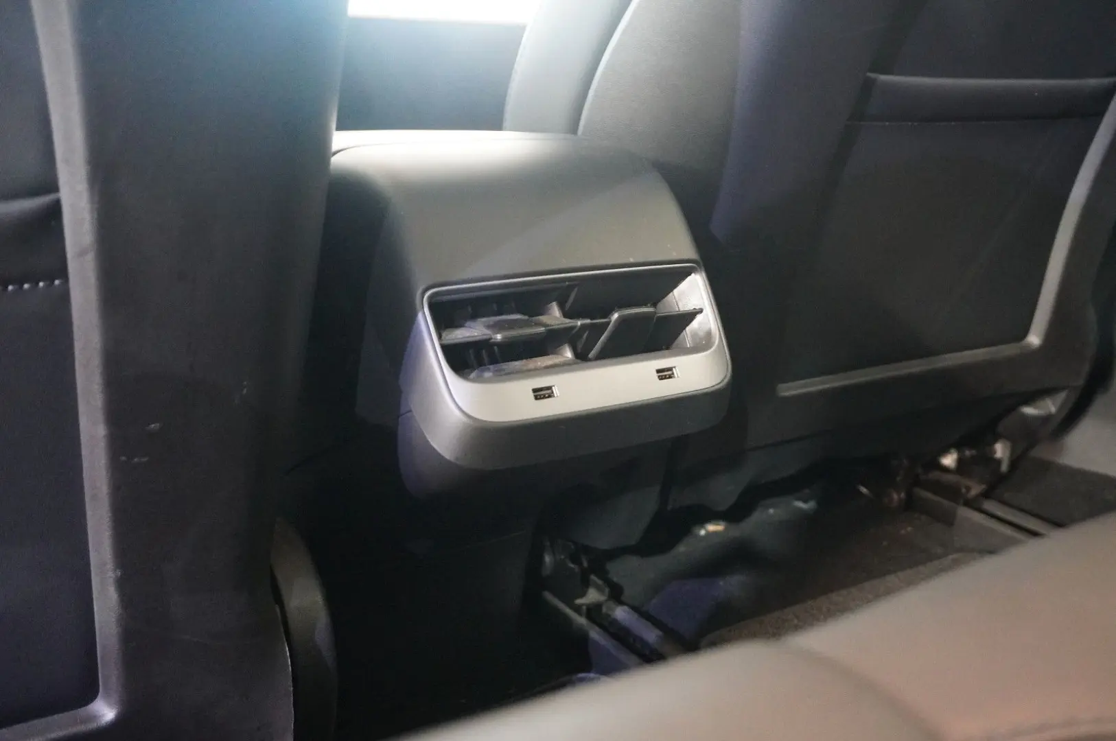 Model 3 LONGRANGE DUAL-MOTOR NAVI KAMERA SH PANO