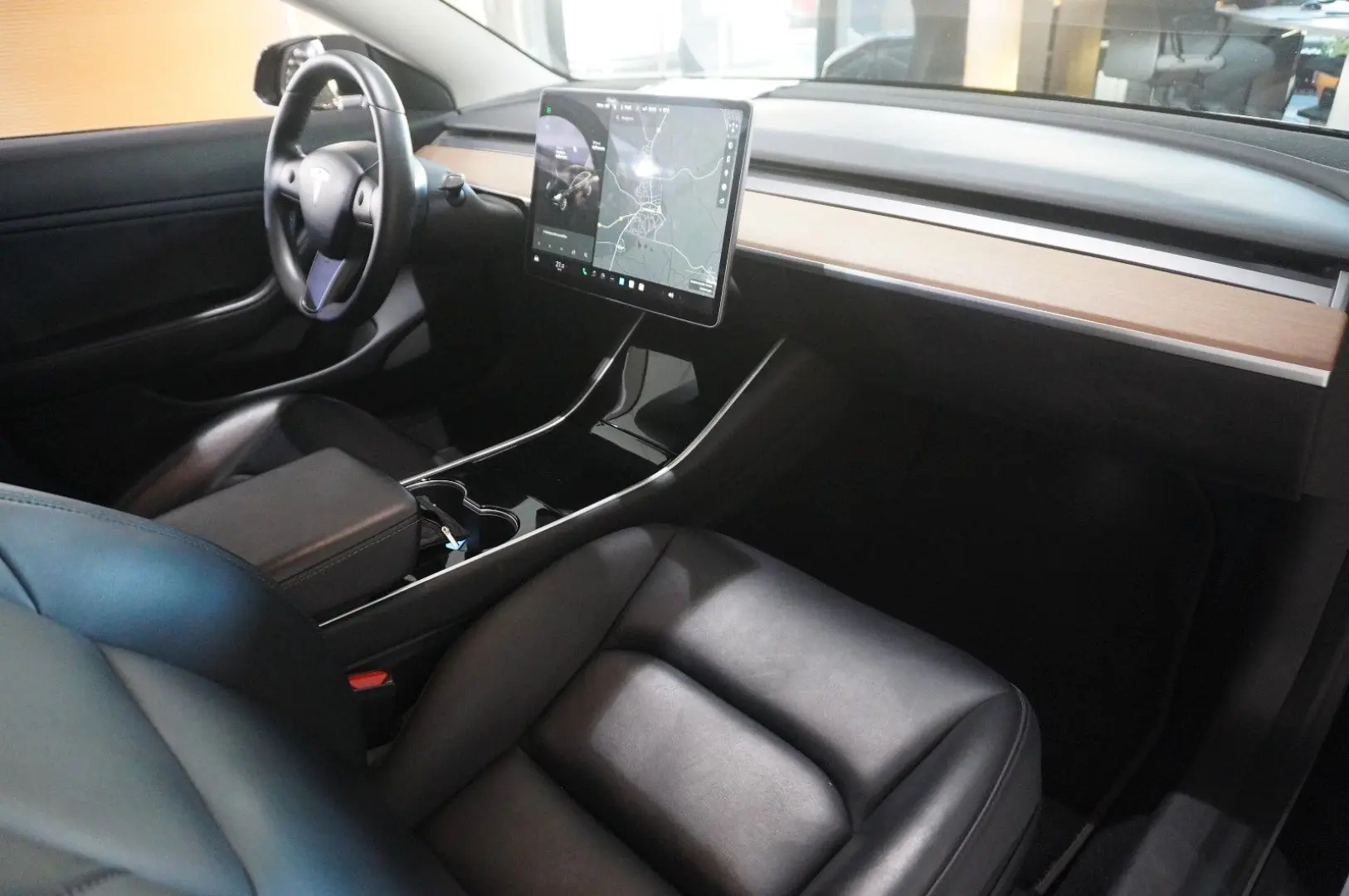 Model 3 LONGRANGE DUAL-MOTOR NAVI KAMERA SH PANO