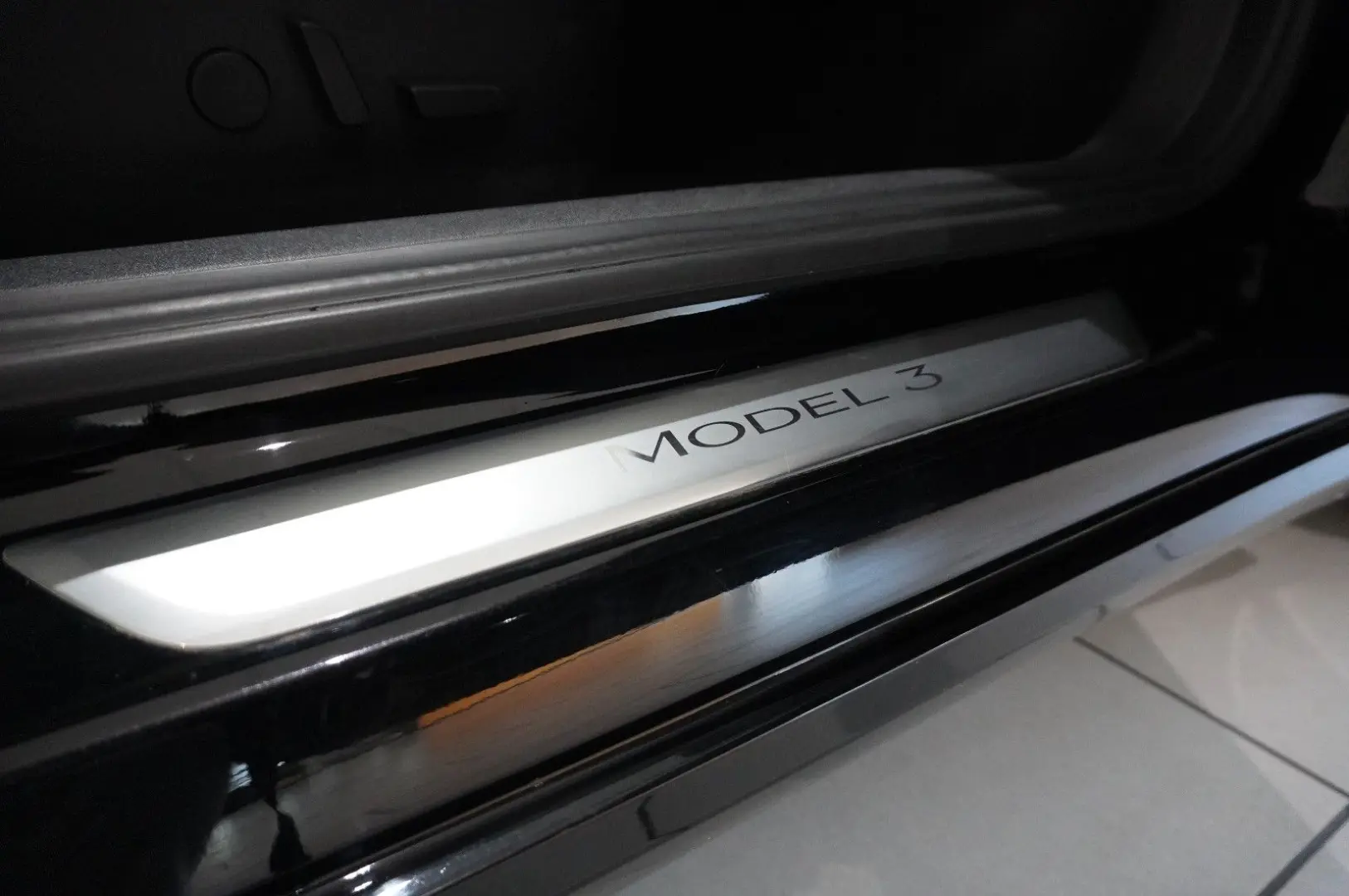 Model 3 LONGRANGE DUAL-MOTOR NAVI KAMERA SH PANO