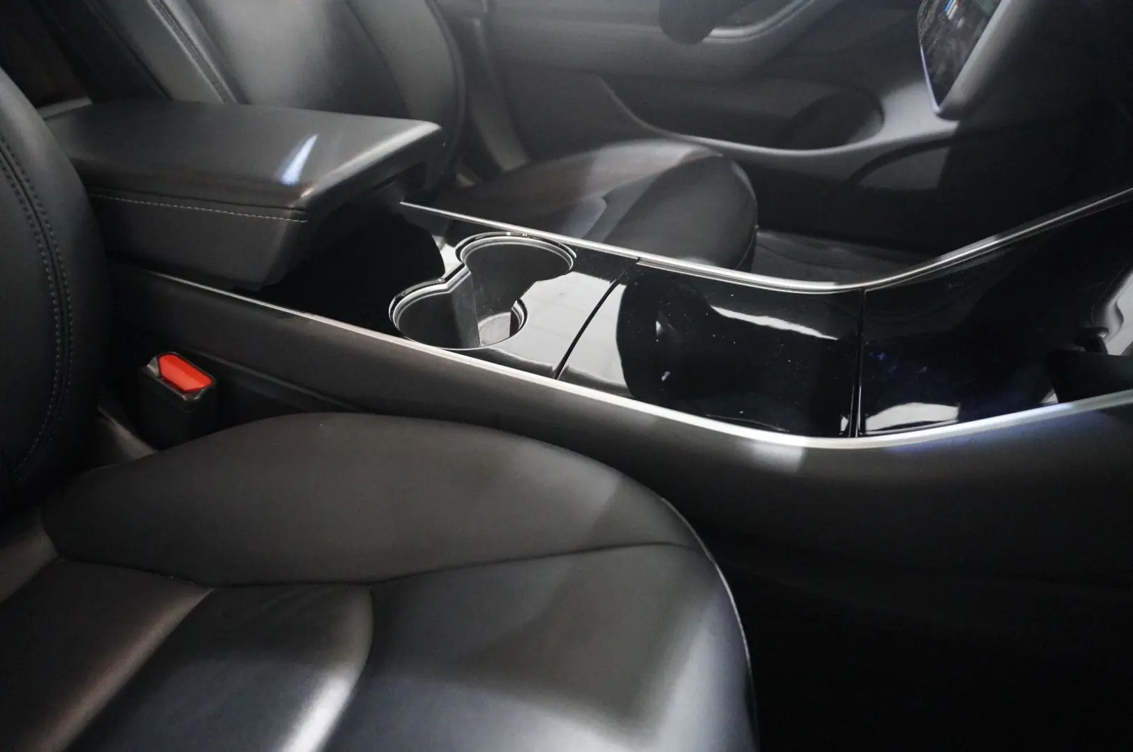 Model 3 LONGRANGE DUAL-MOTOR NAVI KAMERA SH PANO