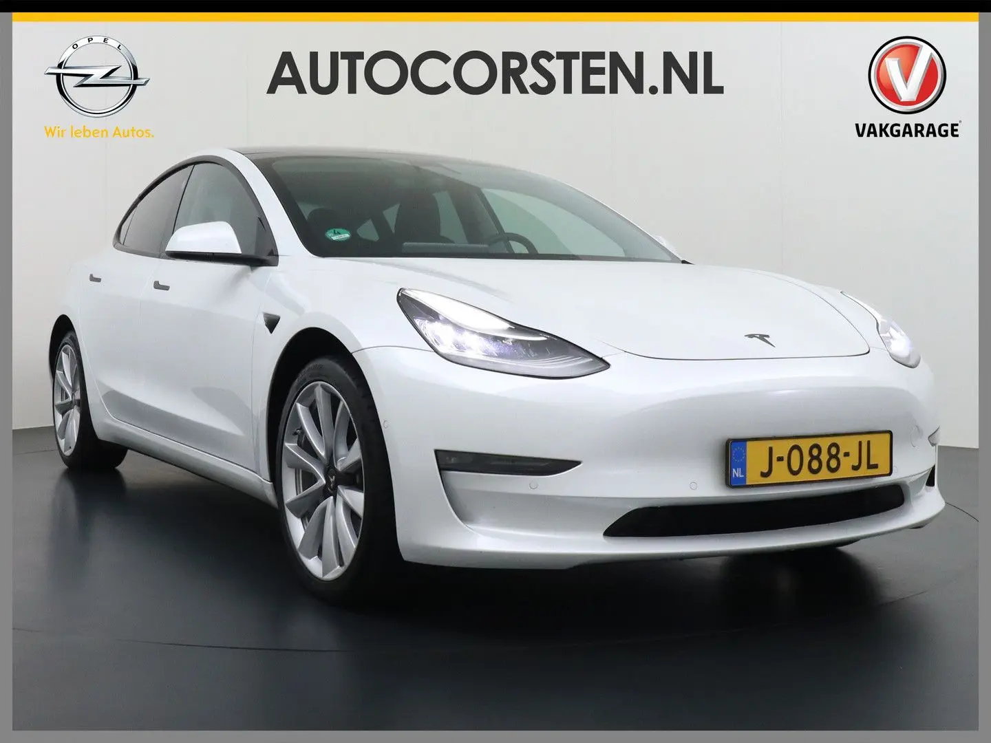 Model 3 Long Range AWD 75kWh LMF 19  Navi Ecc Le