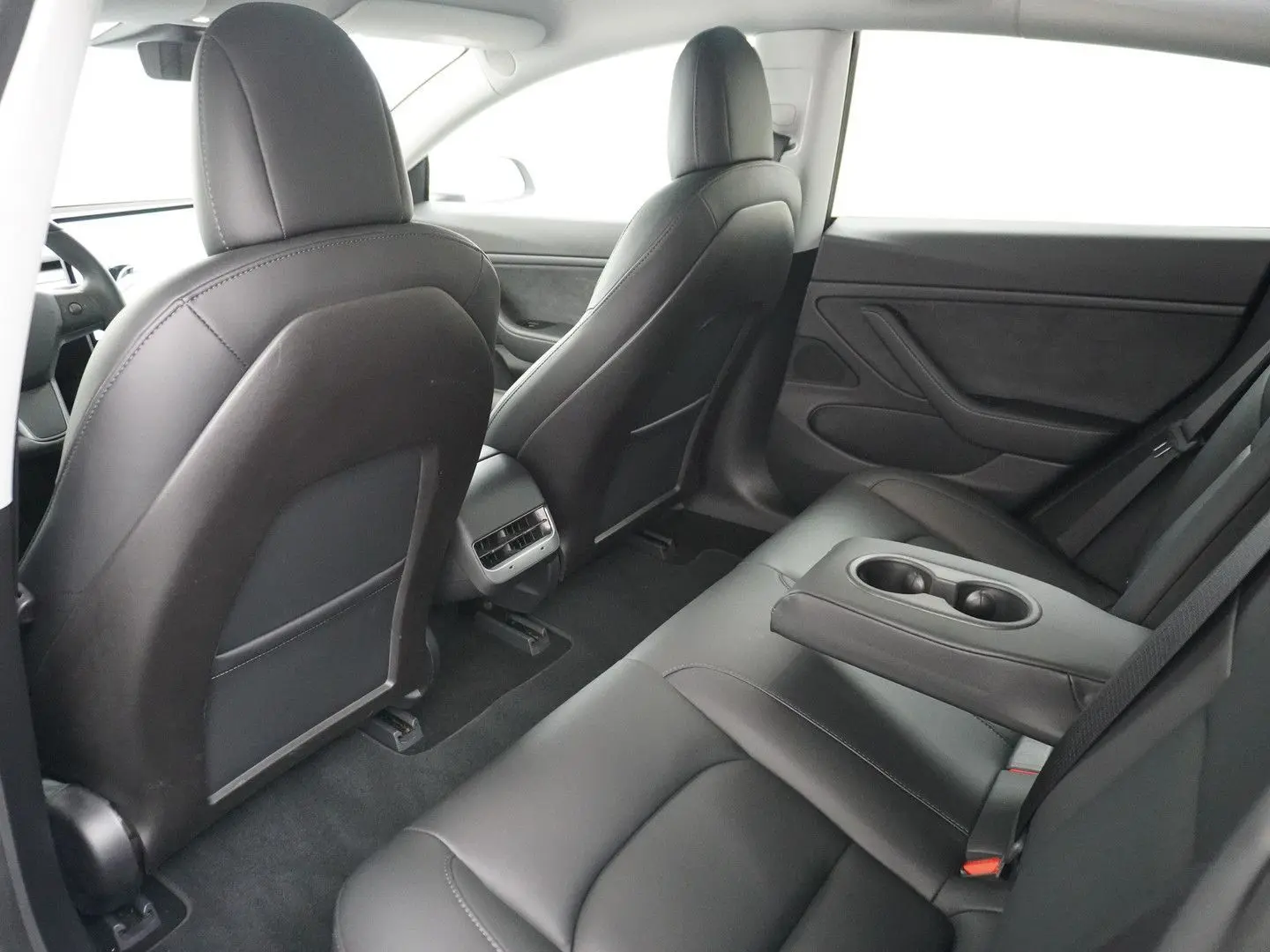 Model 3 Long Range AWD 75kWh LMF 19  Navi Ecc Le