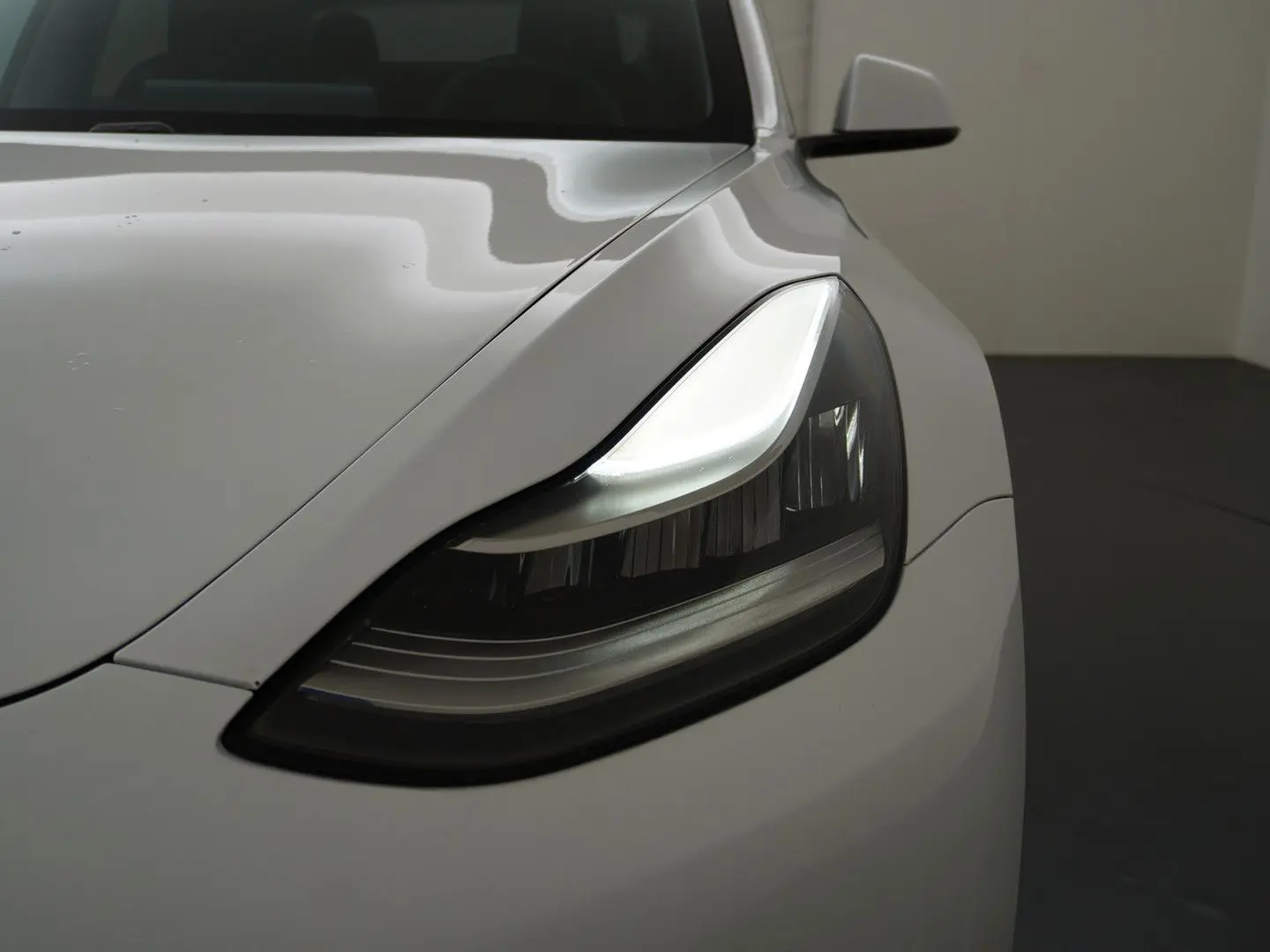 Model 3 Long Range AWD 75kWh LMF 19  Navi Ecc Le