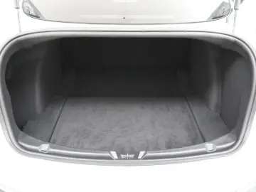 Model 3 Long Range AWD 75kWh LMF 19  Navi Ecc Le