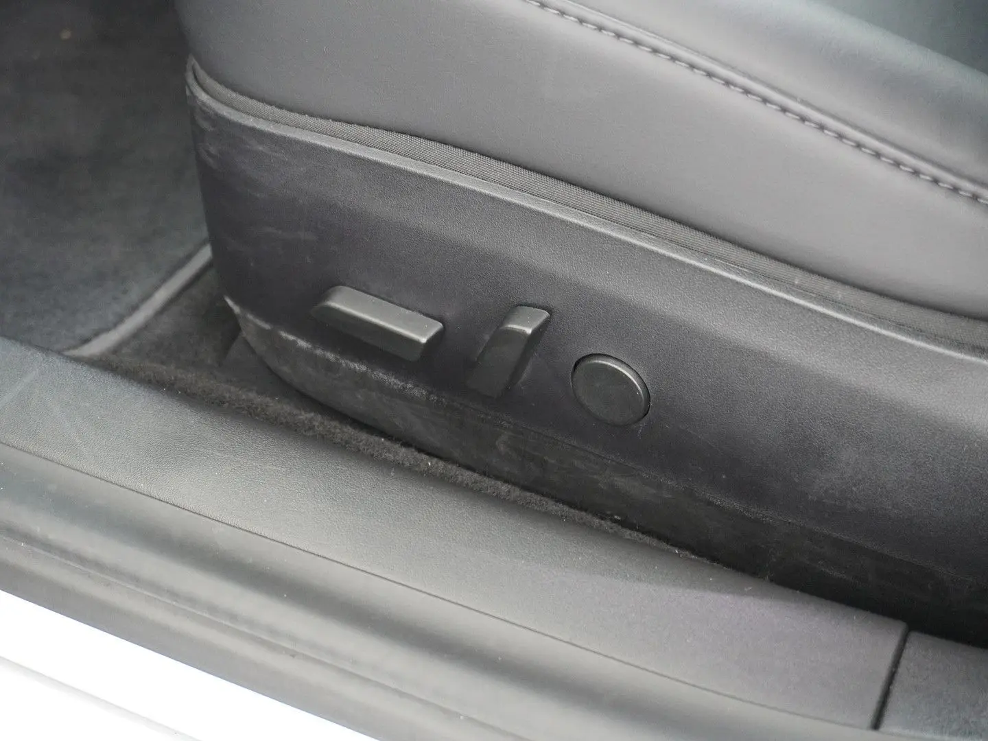 Model 3 Long Range AWD 75kWh LMF 19  Navi Ecc Le