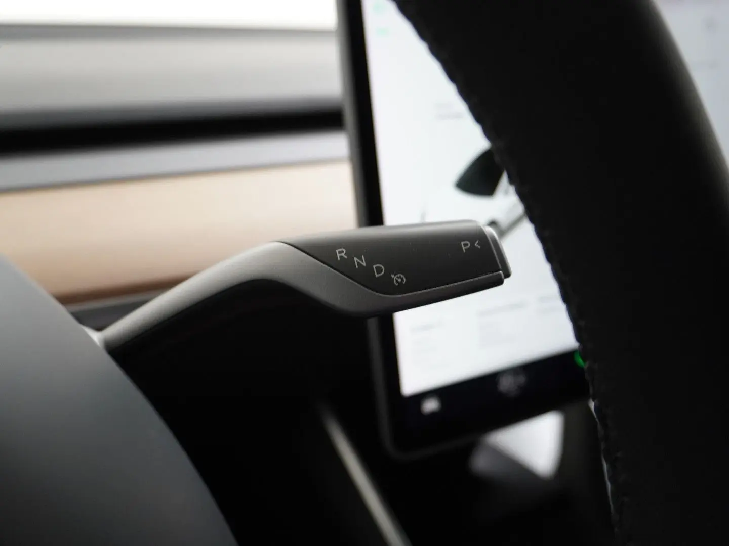 Model 3 Long Range AWD 75kWh LMF 19  Navi Ecc Le