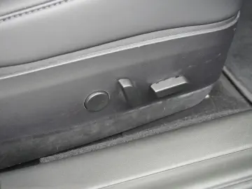 Model 3 Long Range AWD 75kWh LMF 19  Navi Ecc Le