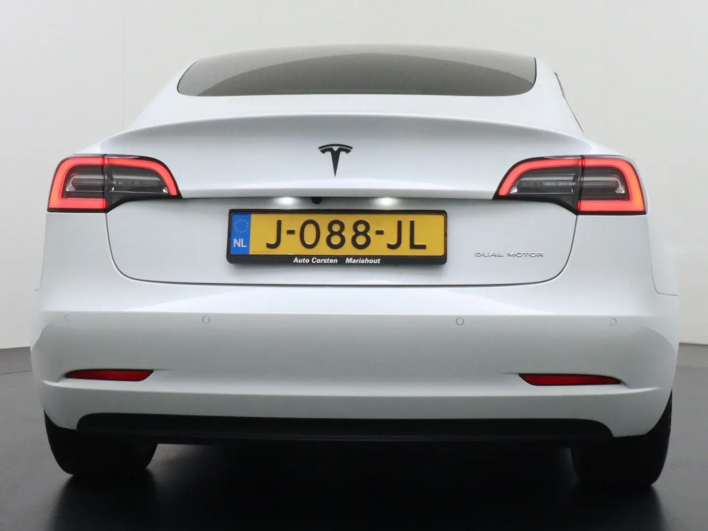 Model 3 Long Range AWD 75kWh LMF 19  Navi Ecc Le