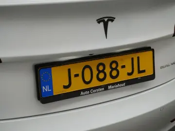 Model 3 Long Range AWD 75kWh LMF 19  Navi Ecc Le