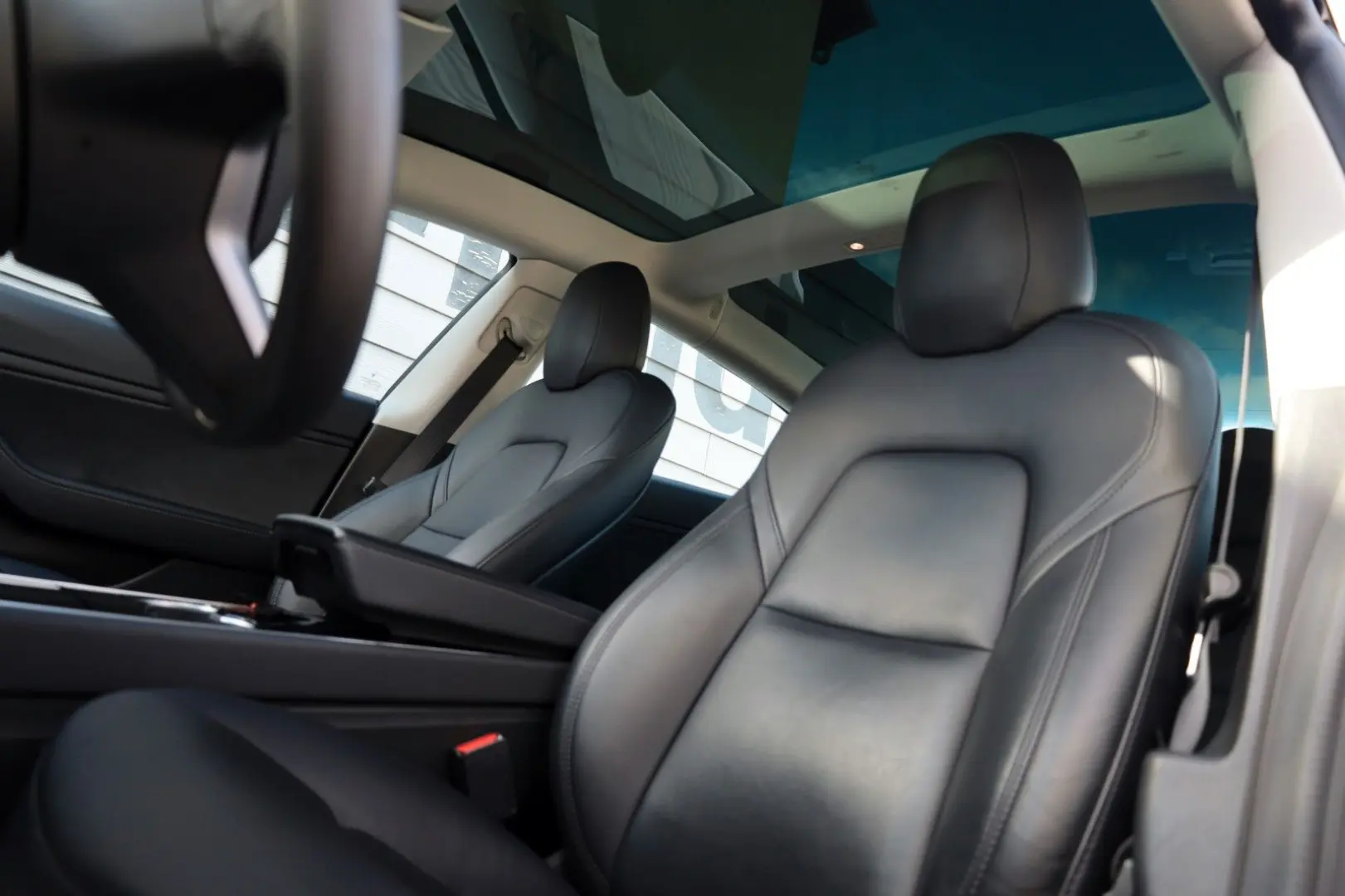 Model 3 Long Range Dual AWD 360Kamera Panorama