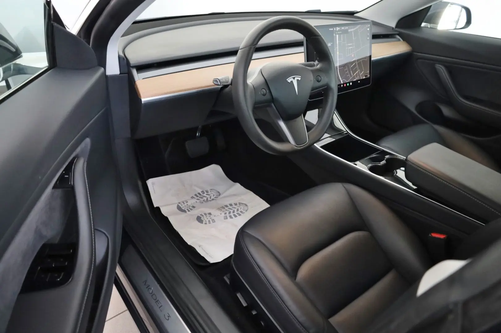 Model 3 Long Range Dual AWD 360Kamera Panorama