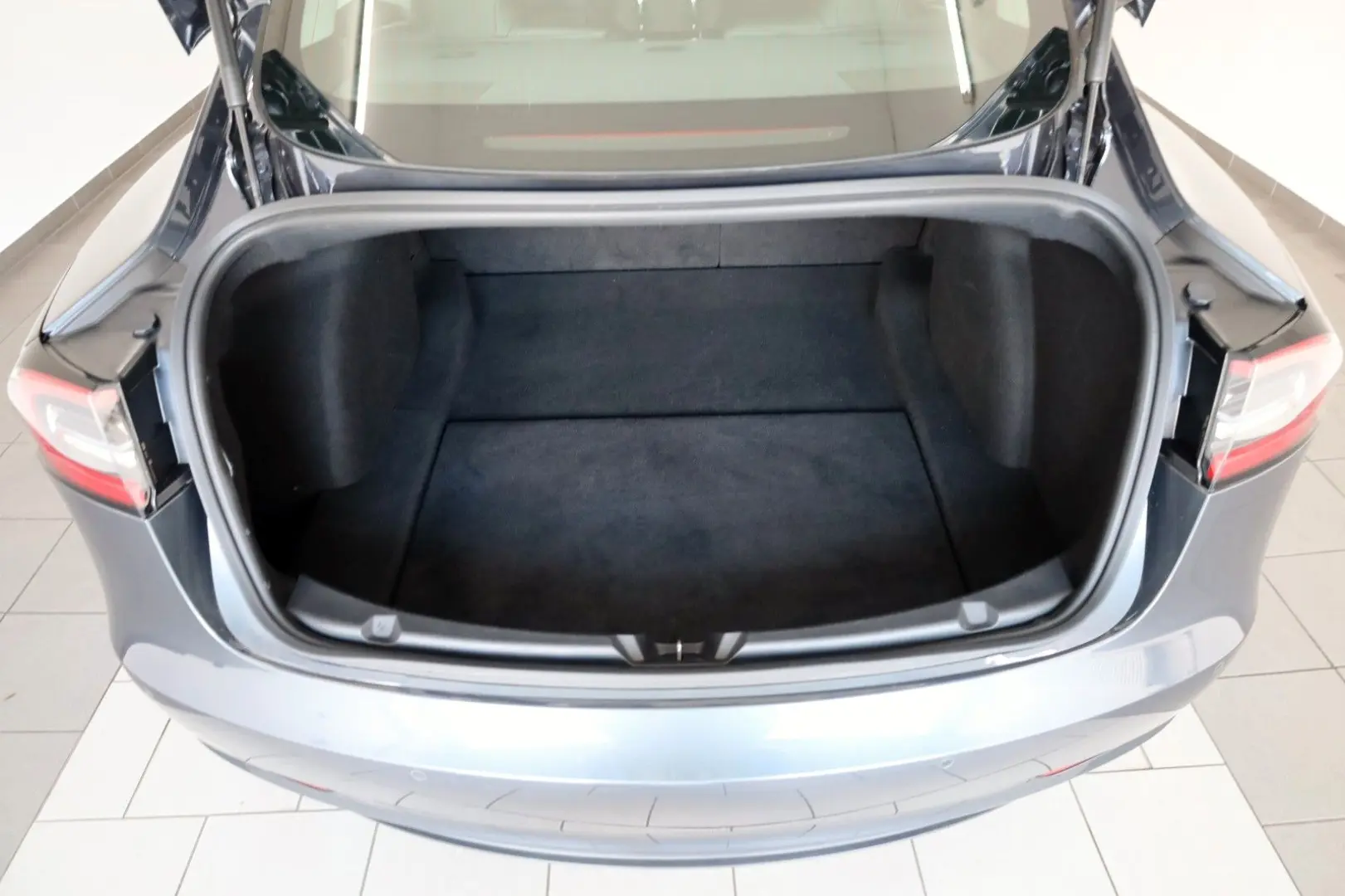 Model 3 Long Range Dual AWD 360Kamera Panorama