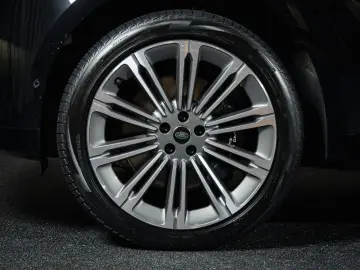 Range Rover 4.4 P530 Autobiography  Exec. Class