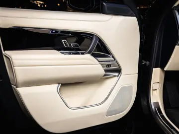 Range Rover 4.4 P530 Autobiography  Exec. Class