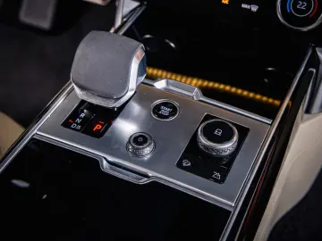 Range Rover 4.4 P530 Autobiography  Exec. Class