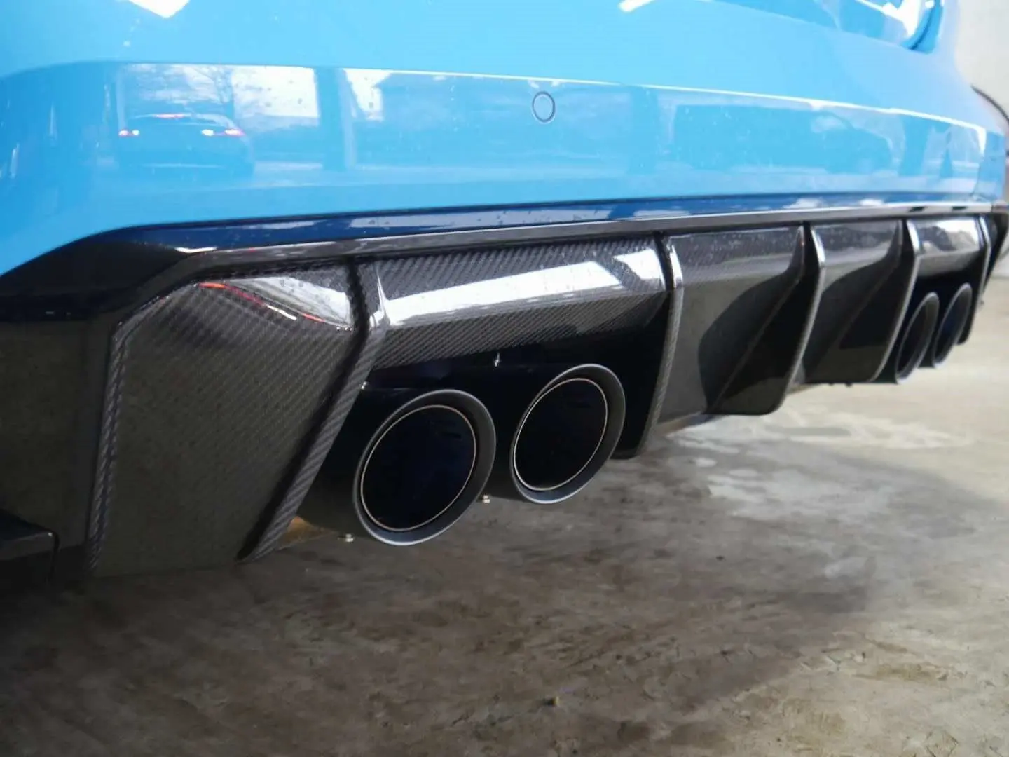 M4 CS  M Carbon Schalensitze  HK Surround  M Dri