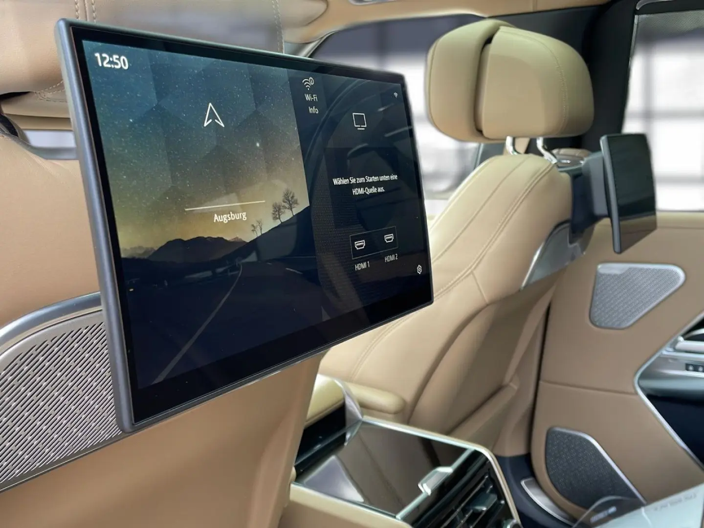 Range Rover D350 LWB Autobiography