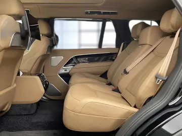 Range Rover D350 LWB Autobiography