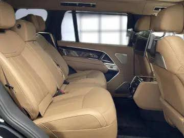 Range Rover D350 LWB Autobiography