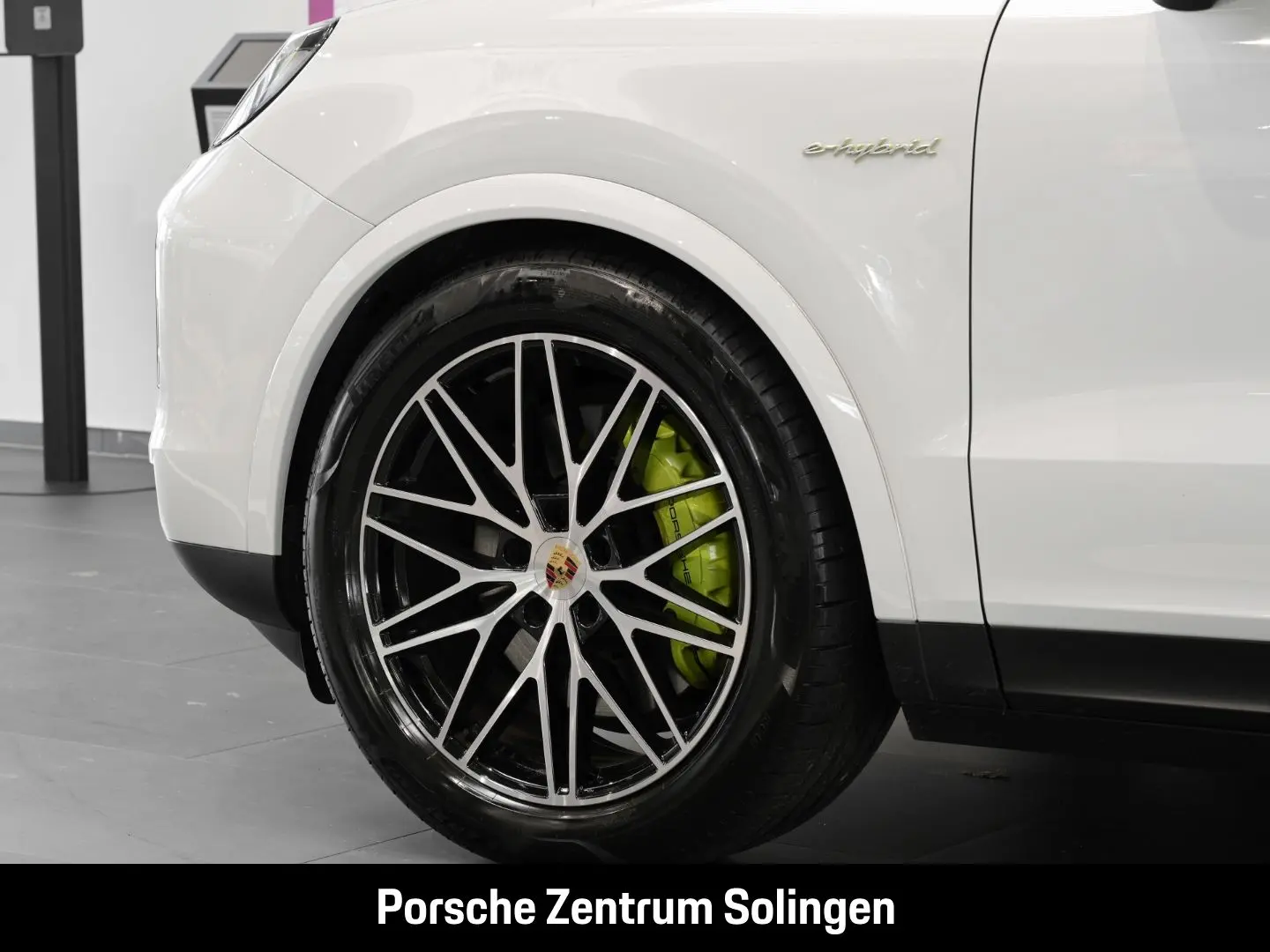 Cayenne E-Hybrid Massage Matrix AirSusp InnoDrive