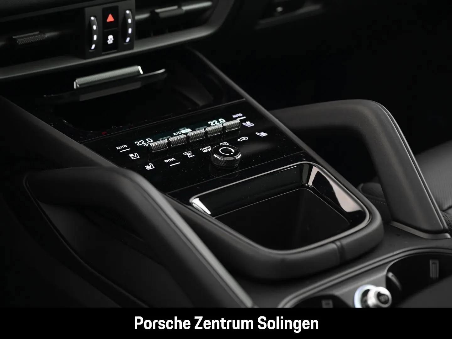 Cayenne E-Hybrid Massage Matrix AirSusp InnoDrive