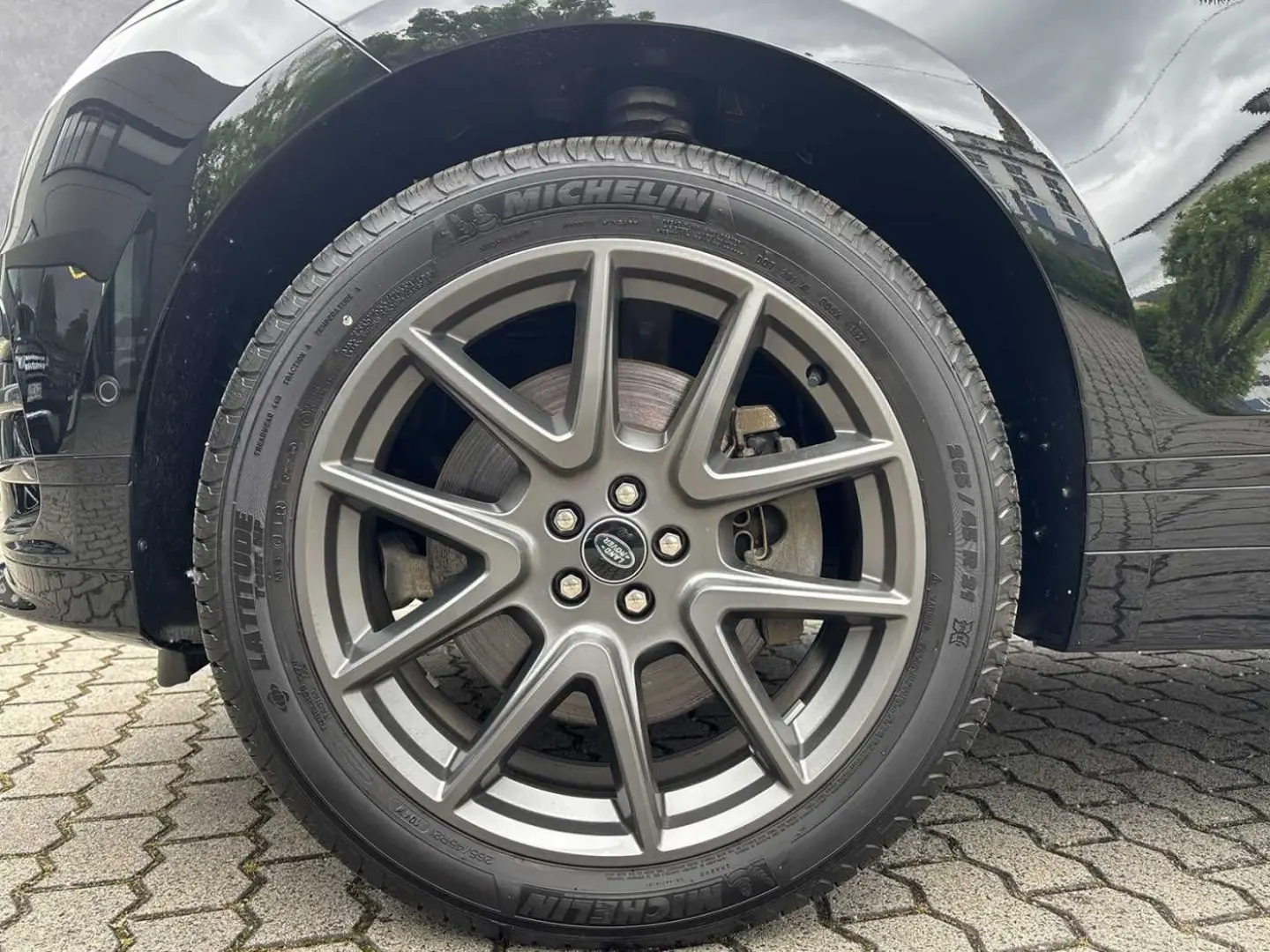 Range Rover Velar D300 Dynamic HSE