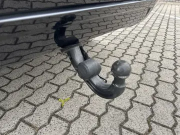 Range Rover Velar D300 Dynamic HSE