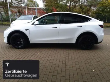 Model Y Long Range AWD